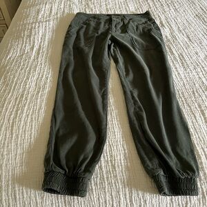 Liverpool linen blend joggers!!  So on trend!